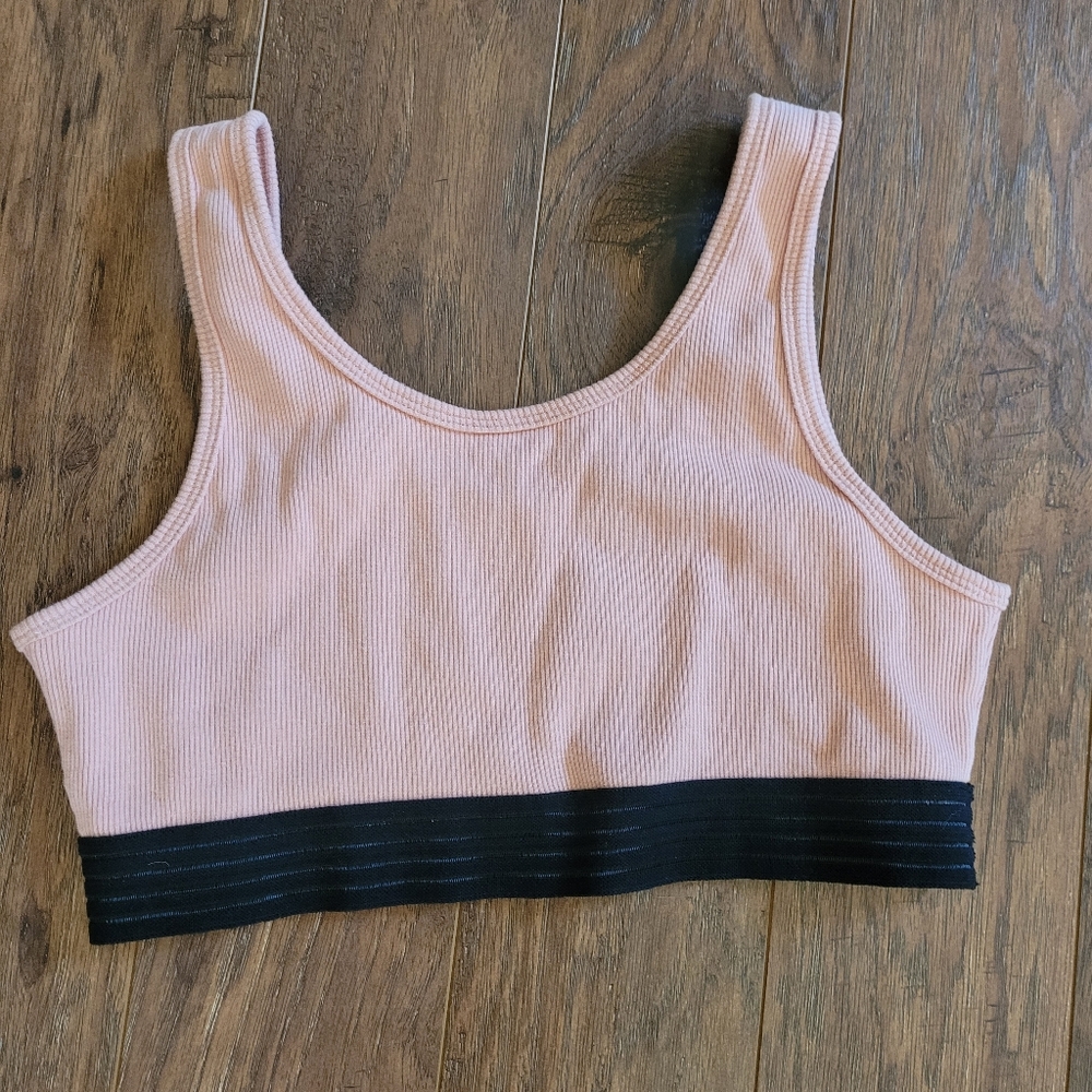 Peach ribbed crop top - Picture 3 of 3